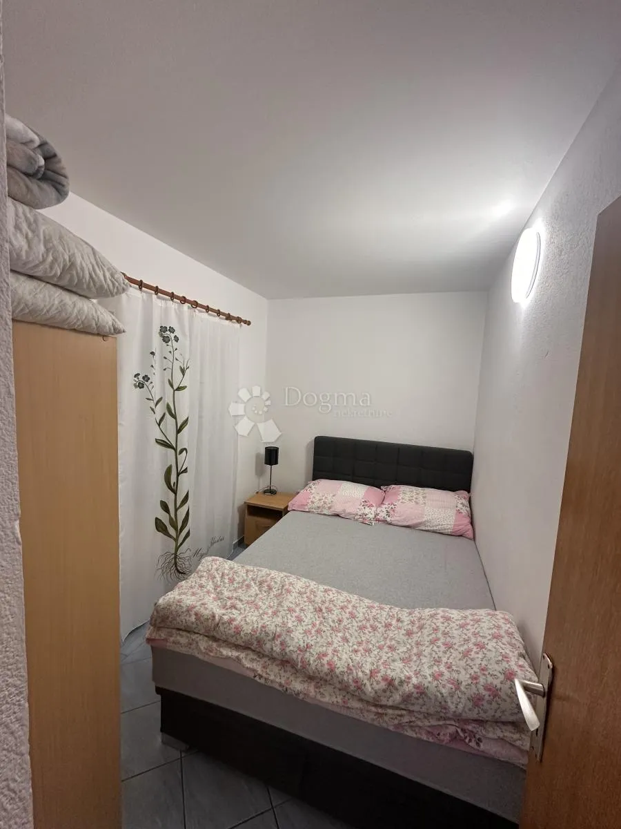 vir kuća sa 8 apartmana uhodana u posao sa turizmom - slika 20