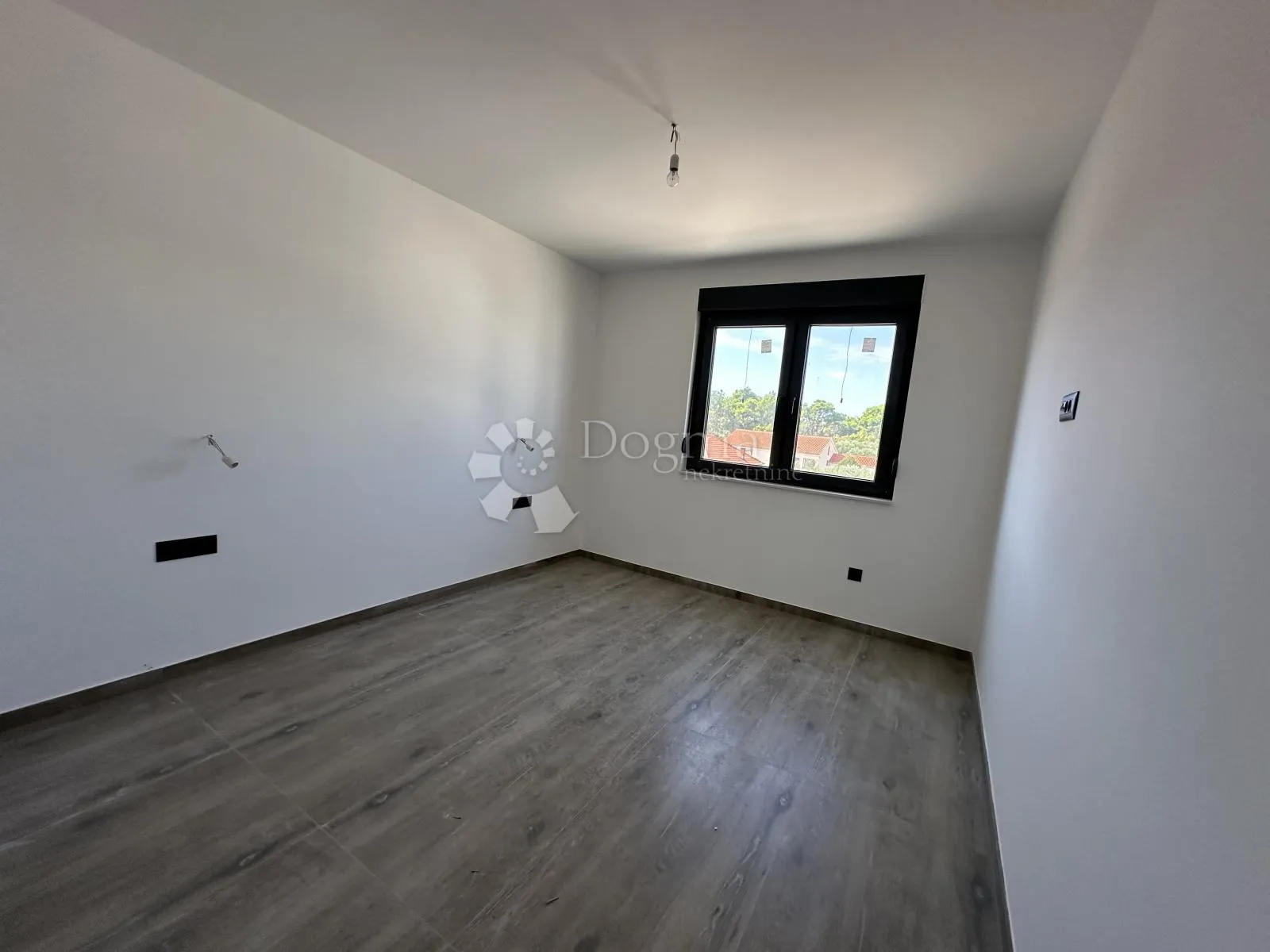 luksuzni penthouse na obali mora - slika 14