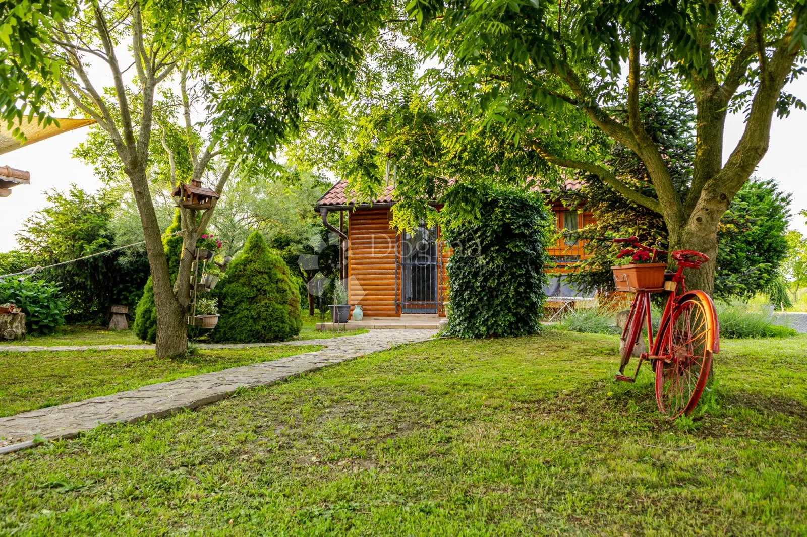 bajkovita kuća u eko oazi - slika 51
