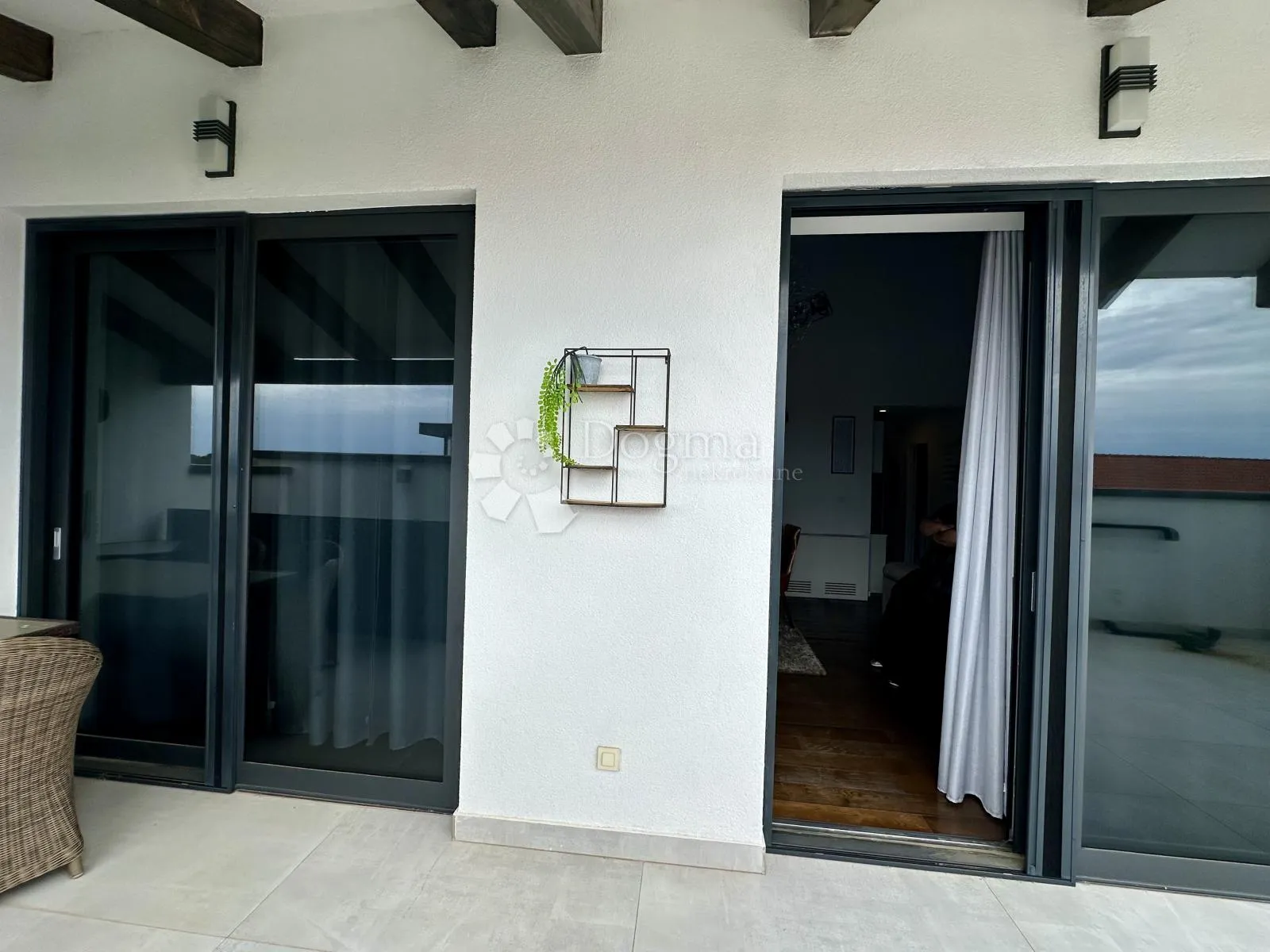 penthouse 140m2 kompletno namješten prilika!! 300m od mora - slika 21