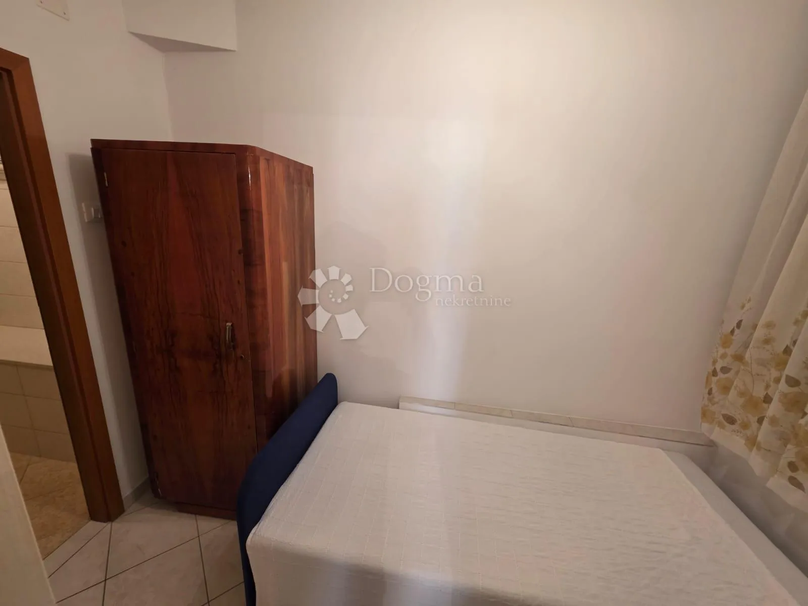 šibenik- 2 kuće u centru grada ! izvrsna prilika - slika 7