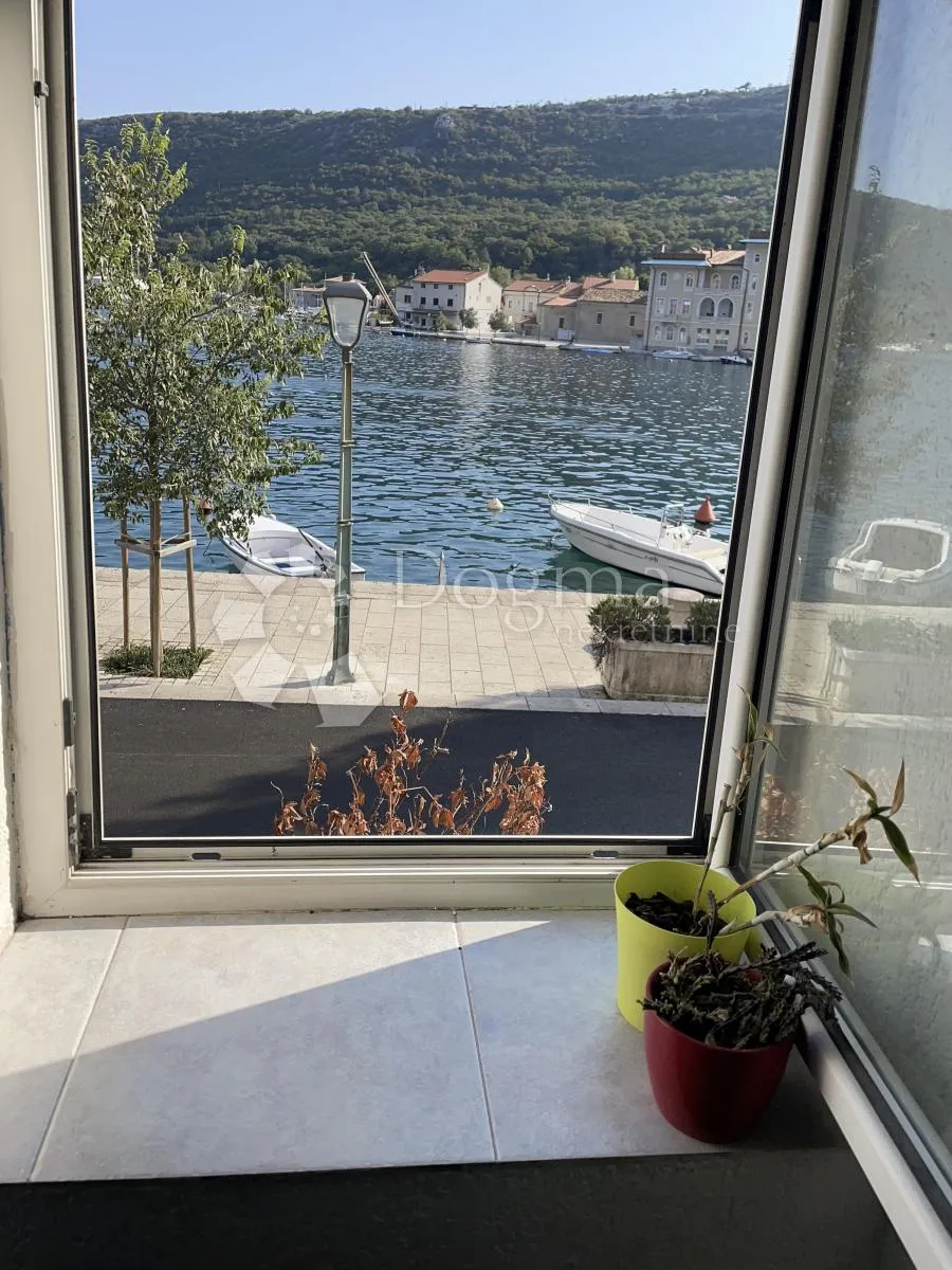 kuća prvi red do mora, bakar - slika 2
