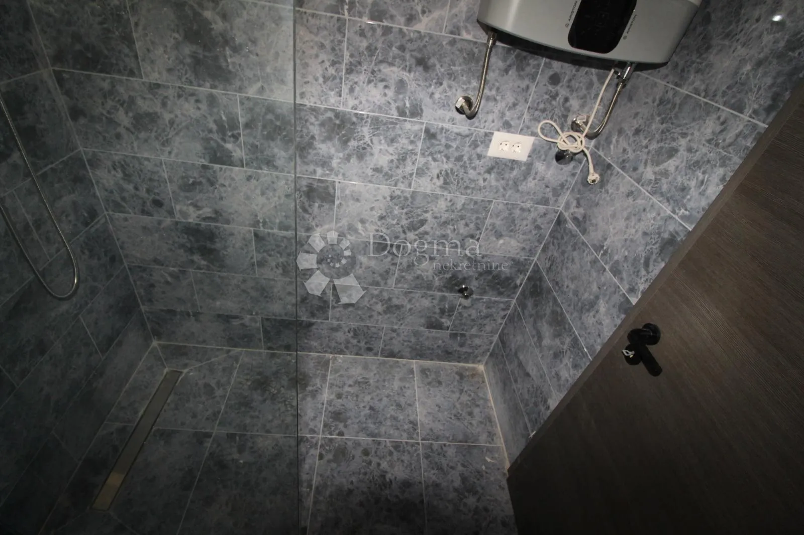 križišće kuća 140m2 samo kod nas! - slika 18
