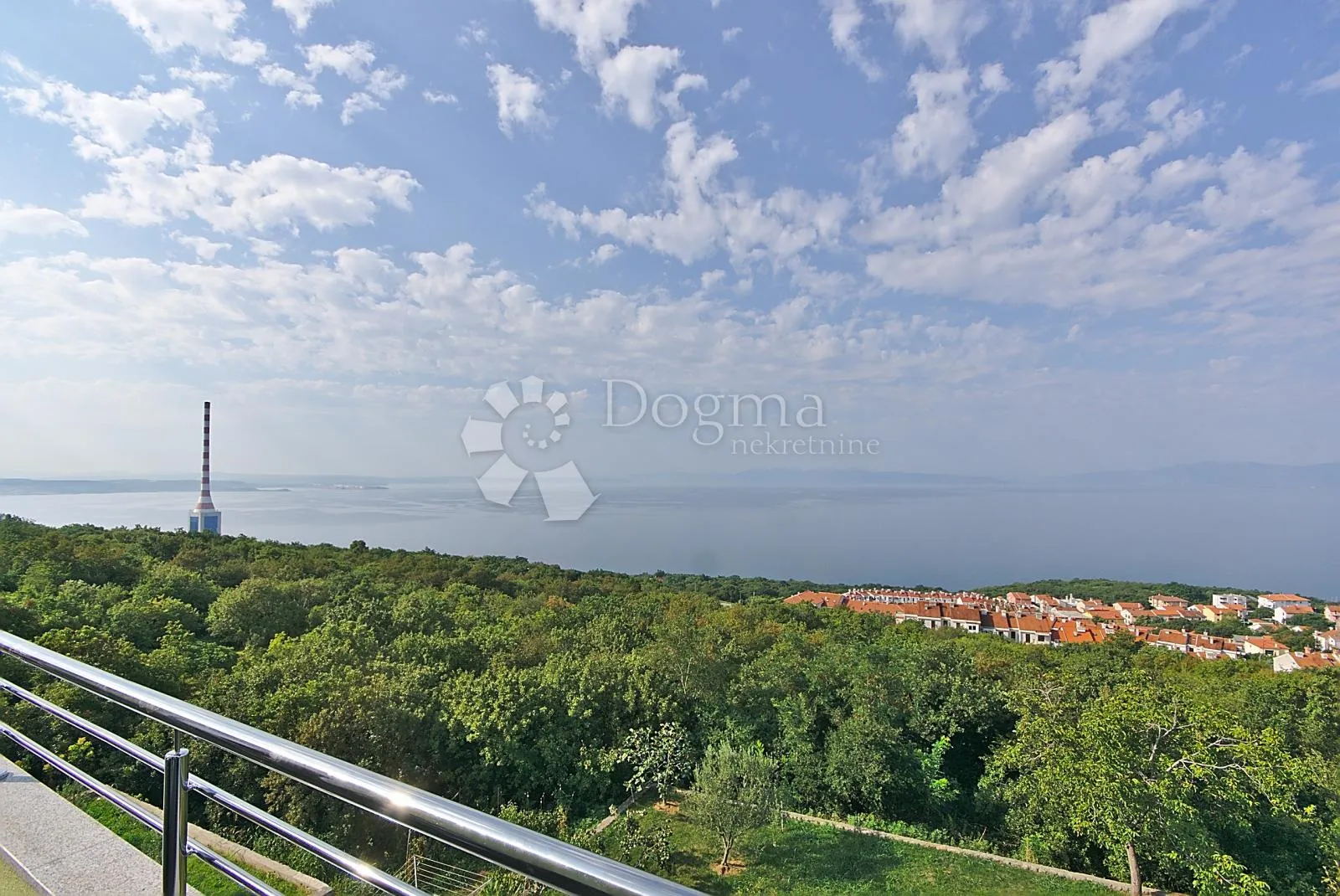 kostrena kuća sa 6 stanova - slika 20