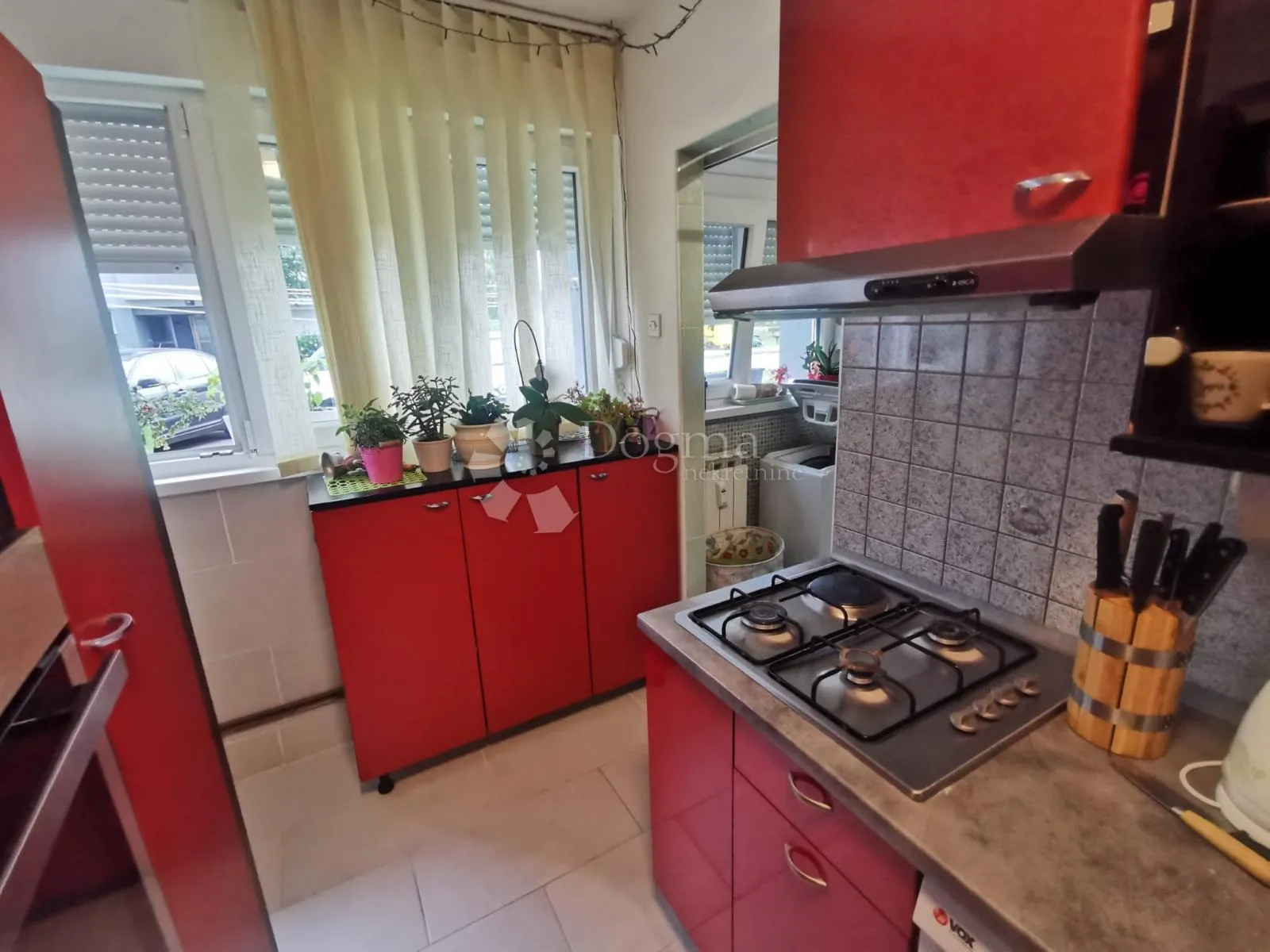 trosoban stan na trešnjevci - 70,76 m2 - slika 2