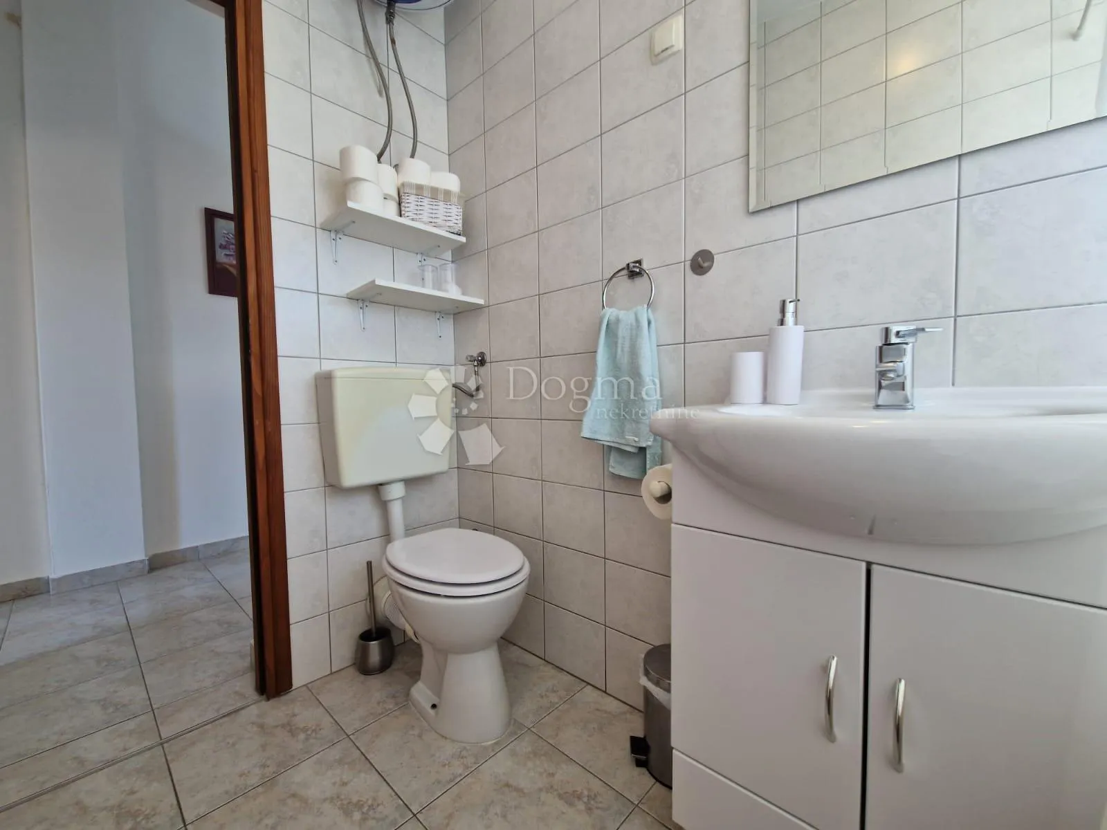 dva apartmana s pogledom na more 100m od plaže tax free - slika 26