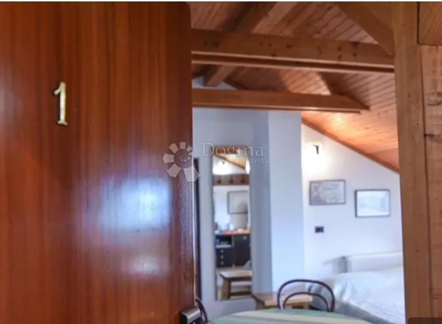 šarmantni apartman u centru opatije - slika 11