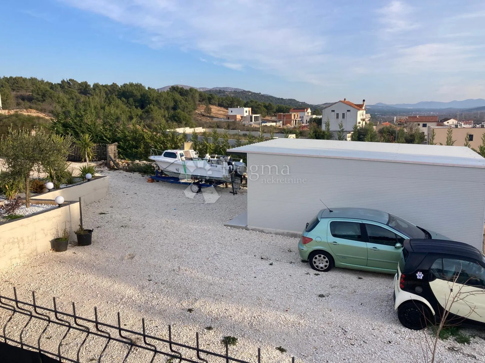 građevinska parcela s bazenom i projektom - šibenik, bilice - slika 4