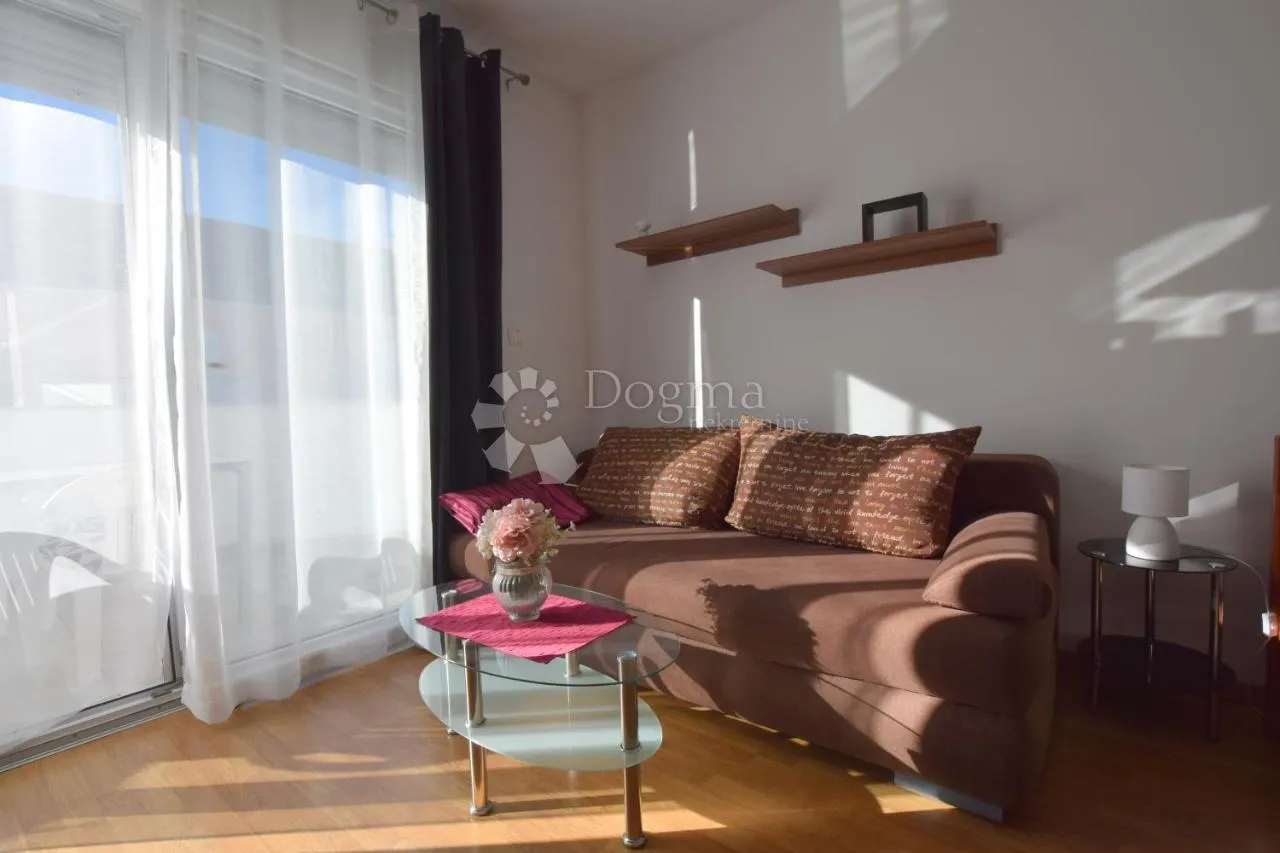 malinska - apartmanska kuća na odličnoj lokaciji - slika 5