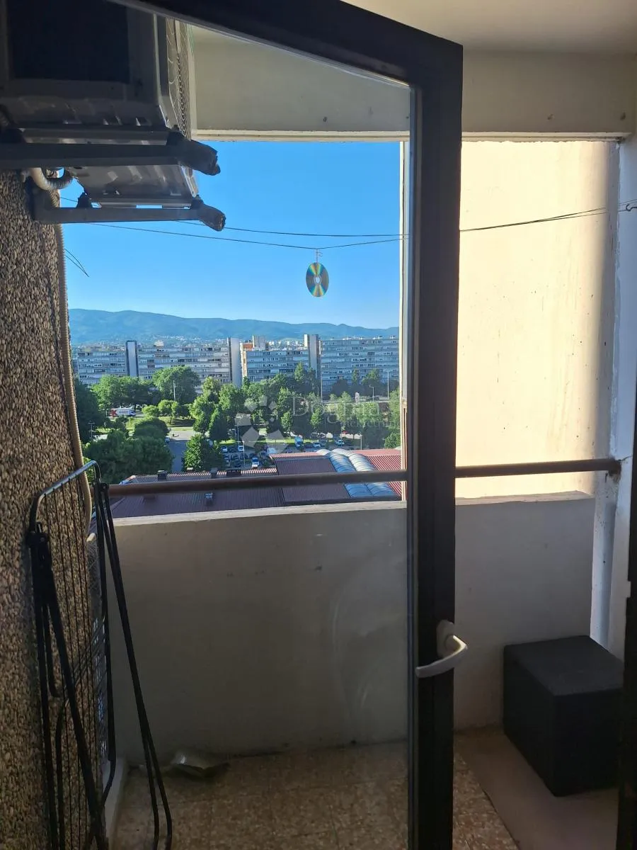 predivan 2-sobni stan 34 m2 s otvorenim pogledom - slika 8
