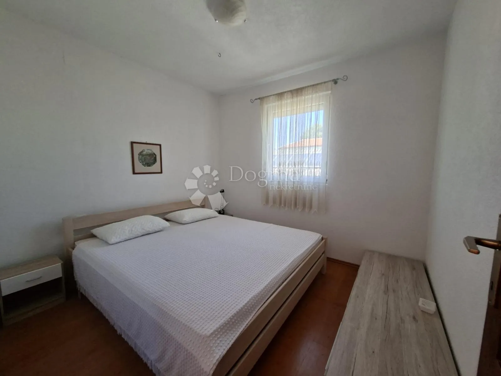 odličan apartman na otoku viru – svega 400 m od mora - slika 7