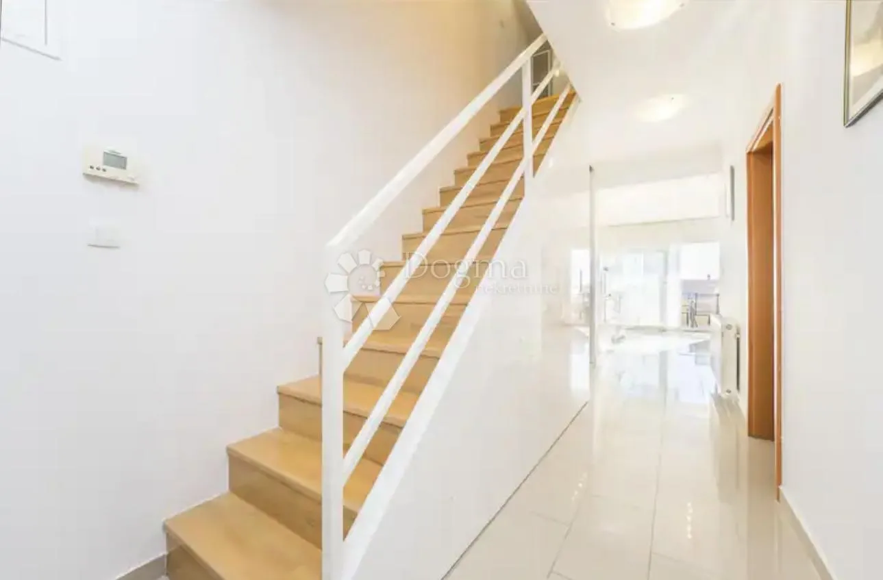novalja, atraktivan apartman - slika 22