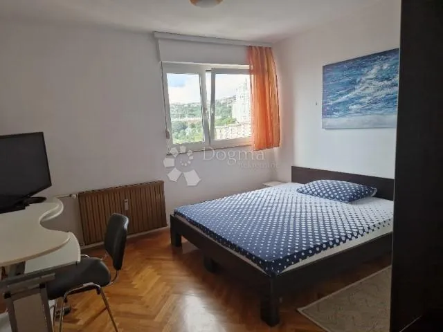 krasan stan za najam u centru turnića - slika 8