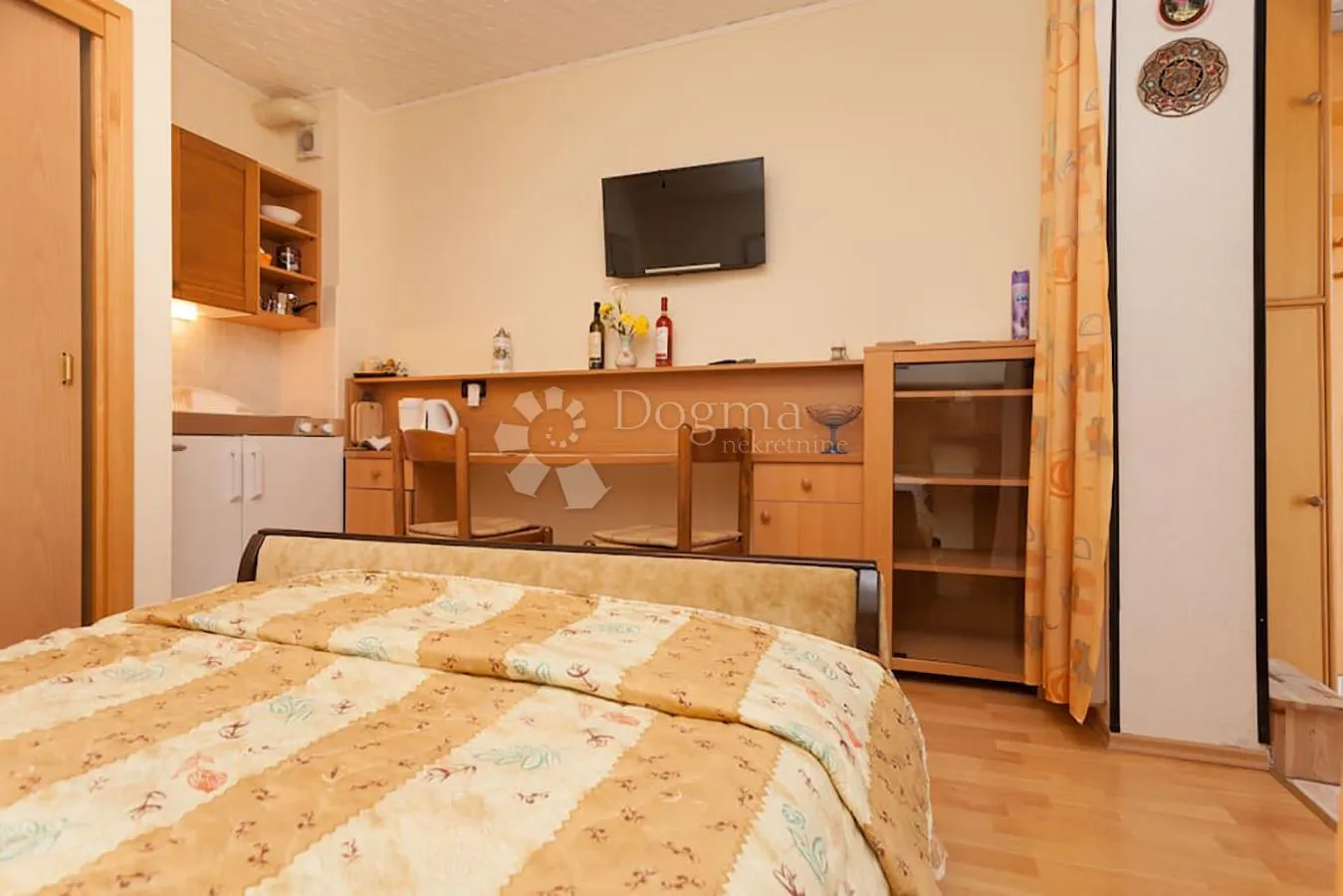 prilika/ 3. red do mora / više stambenih jedinica - slika 30