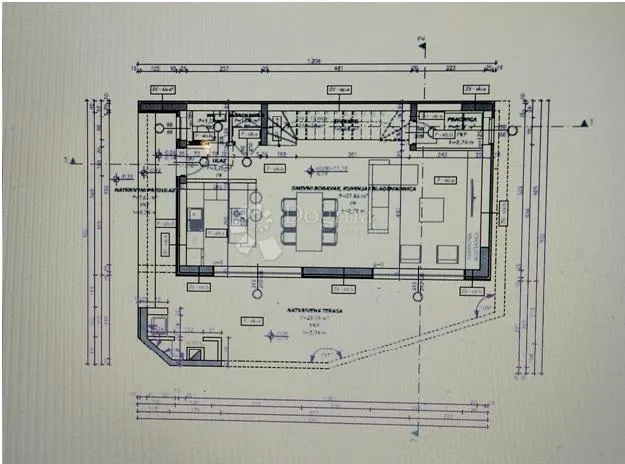 građevinsko zemljište s projektom u vinišću (trogir) - slika 3