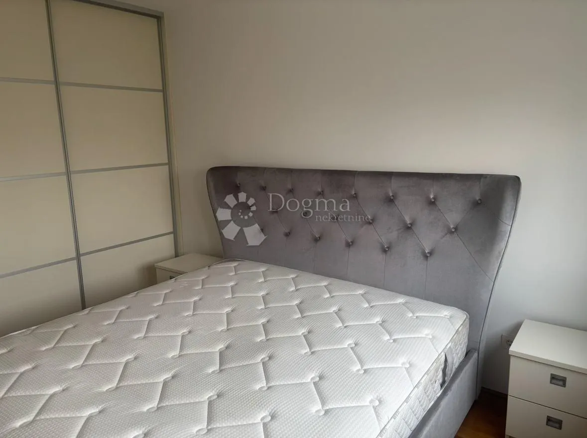 stan 84 m² s lođom i parkingom – malešnica - slika 17