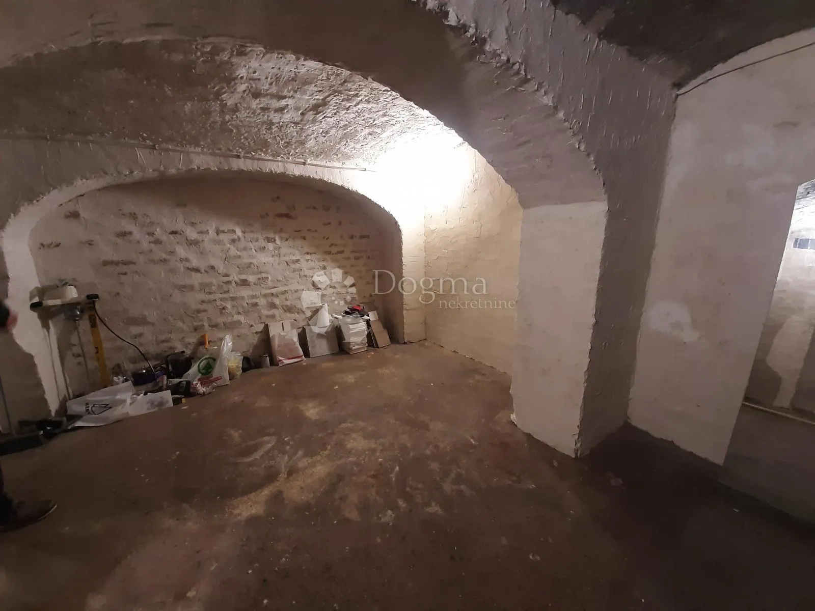pavla hatza, 50m2, novo, strop 3.6m, prilika za galeriju! - slika 21