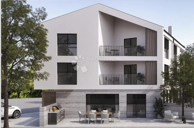 njivice, apartman na odličnoj lokaciji - slika 2