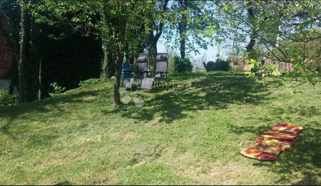građevinsko zemljište 792m² samo 11 min od westgate - slika 5