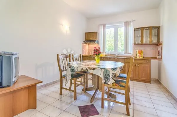 apartman sa bazenom u medulinu - slika 4