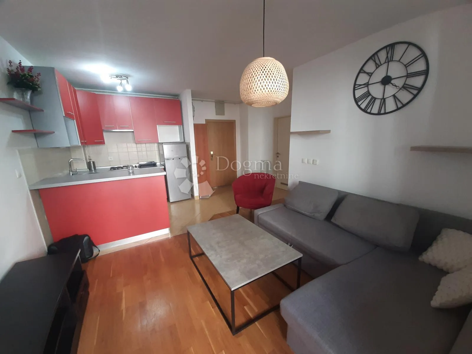 arena centar 5 min – 2-soban stan s lođom, 42 m² - slika 8