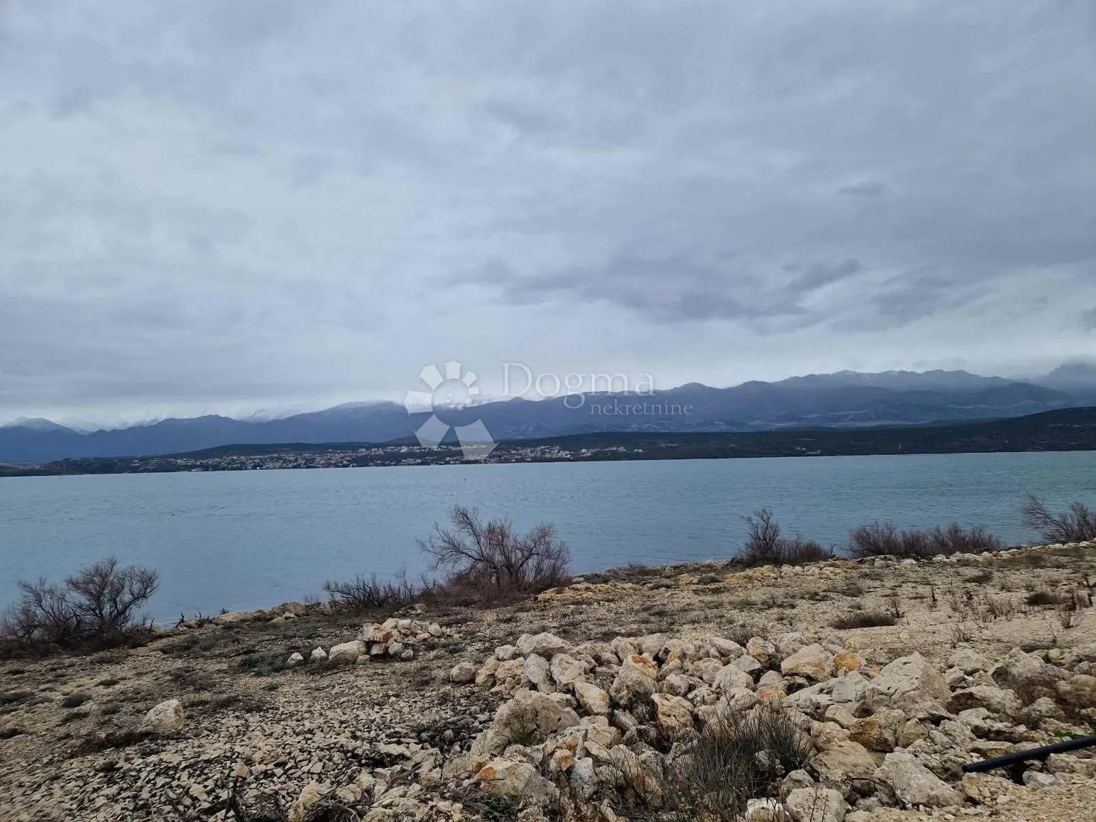 građevinsko zemljište uz more - novigrad - slika 7