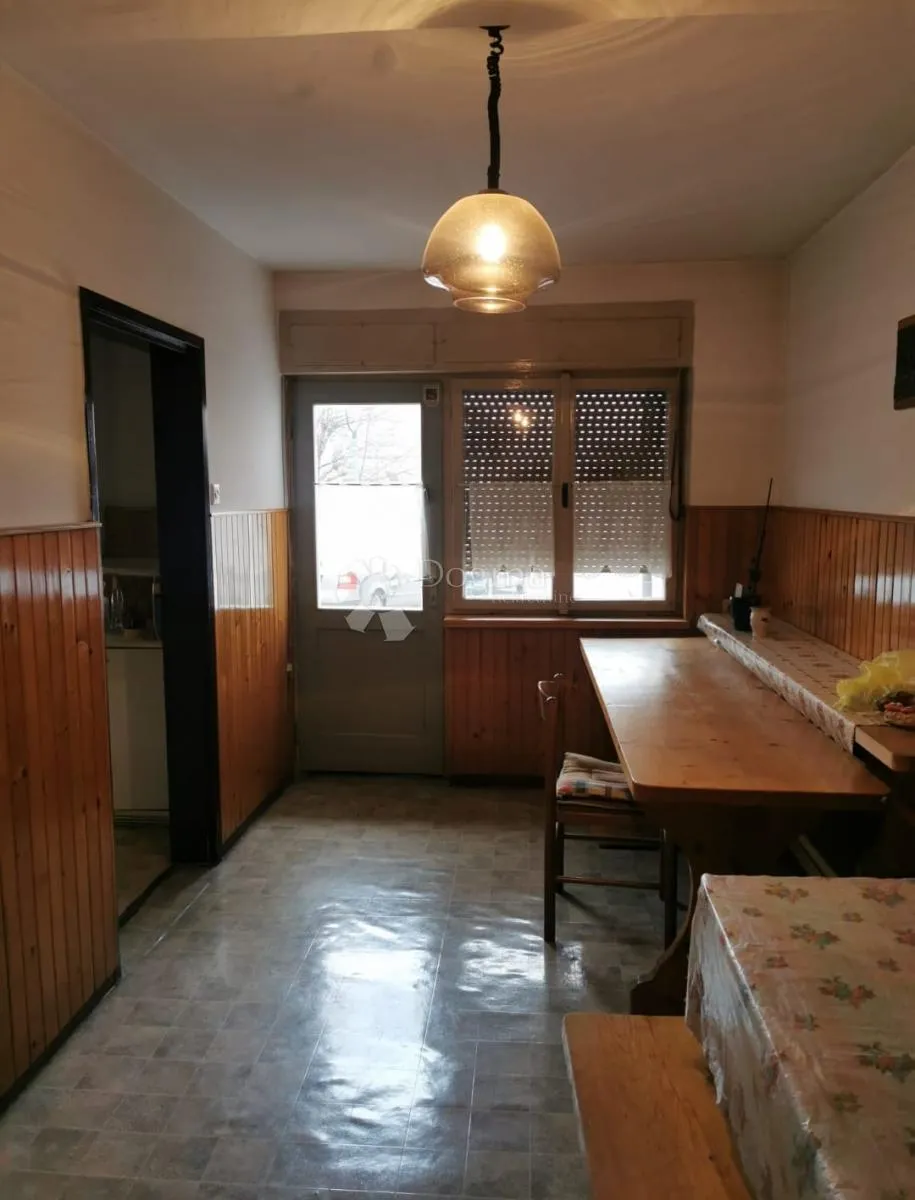kuća u strogom centru marije bistrice – vrhunska prilika za vjerski turizam, apartmane ili obiteljski dom - slika 11
