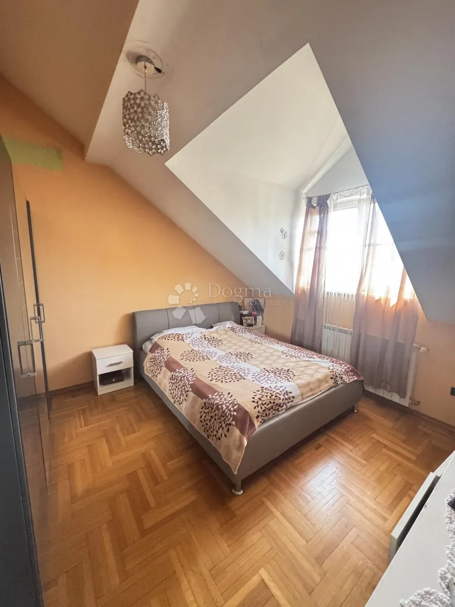 vila 425.99 m2 + 1294 m2 dvorište - prilika - slika 12
