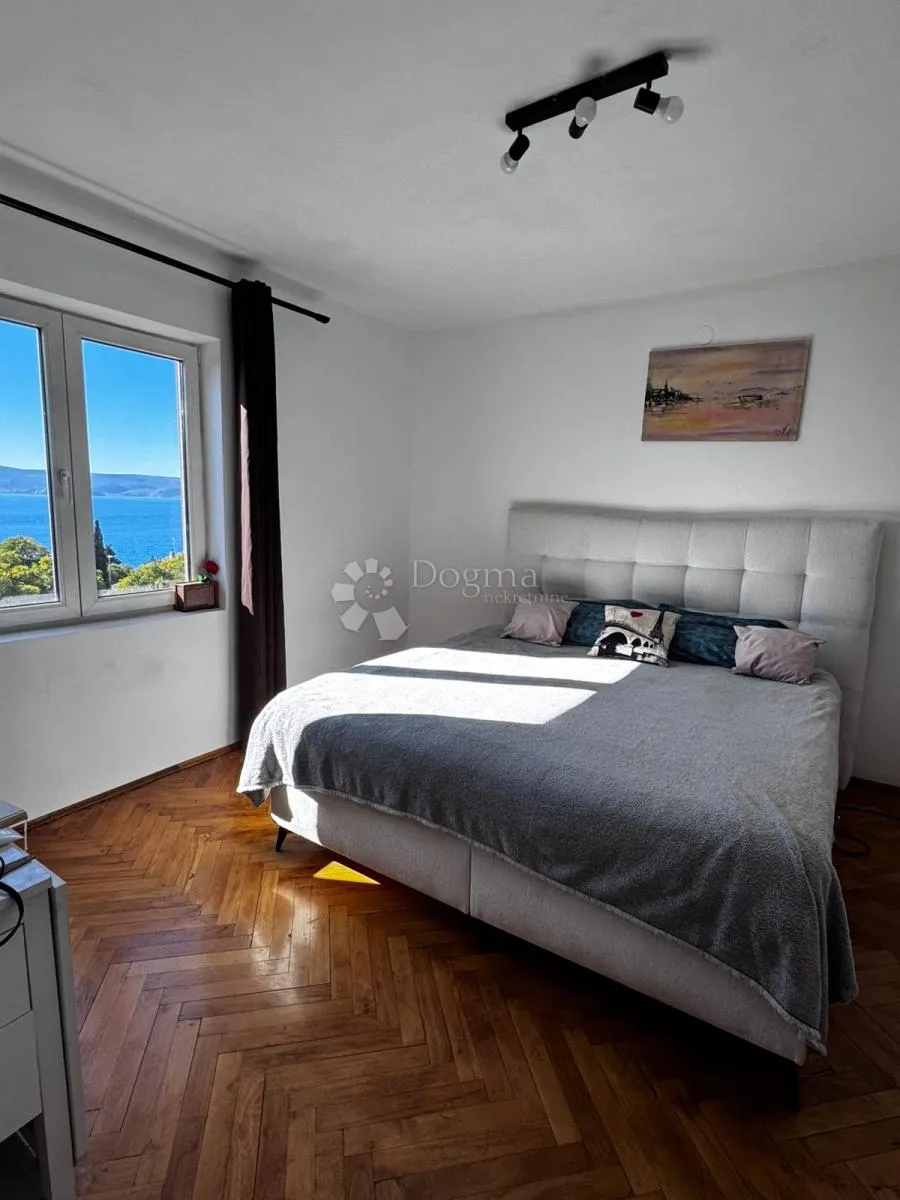 dvosoban apartman s prekrasnim pogledom na more - slika 1