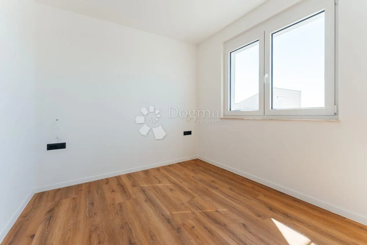petrčane - zgrada u novogradnji sa 4 stana, 80m od plaže, pogled na more - slika 9