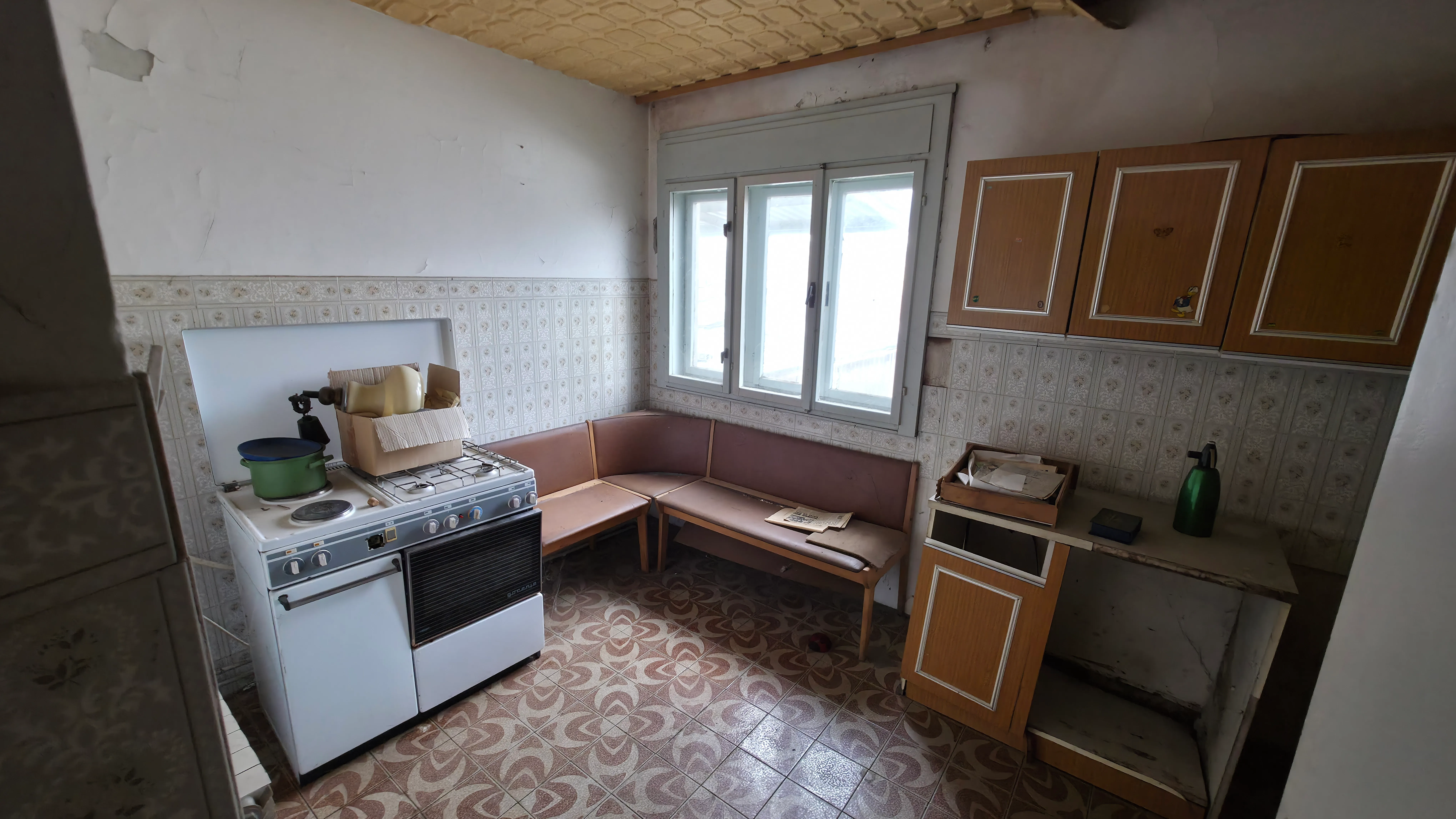 bjelovar, trg stjepana radića – kuća 280 m² s potencijalom za 3 stana! - slika 7
