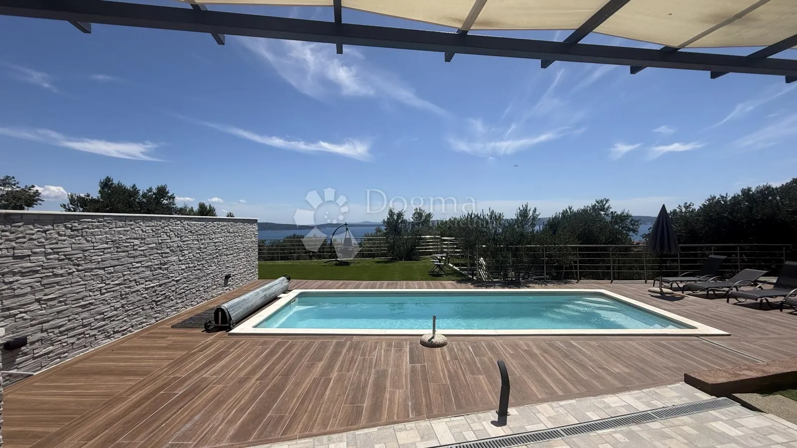 kaštela - vila s bazenom i panoramskim pogledom na more - slika 8