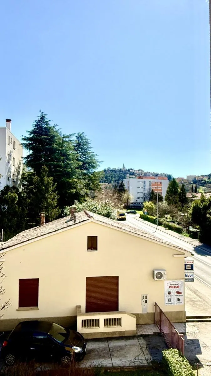 ekskluzivno , labin, stan u strogom centru - slika 9