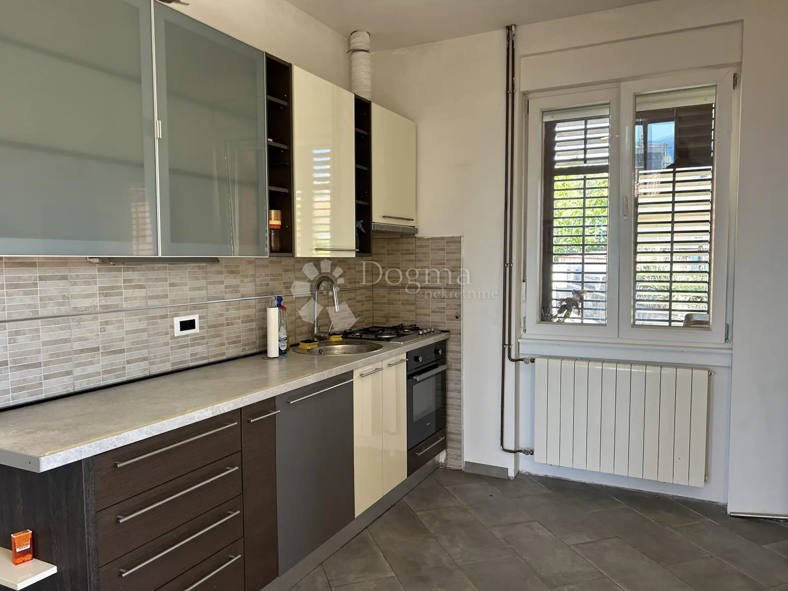 Donji Zamet – 2S+DB, pogled more, parking, vrt - Rijeka