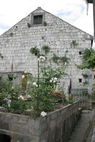 kamena kuća, lastovo - slika 11