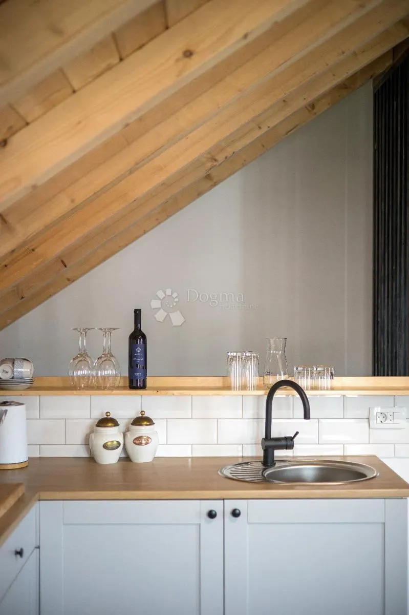 apartmanska kuća s 6 apartmana i uspješnim uhodanim poslovanjem - slika 3