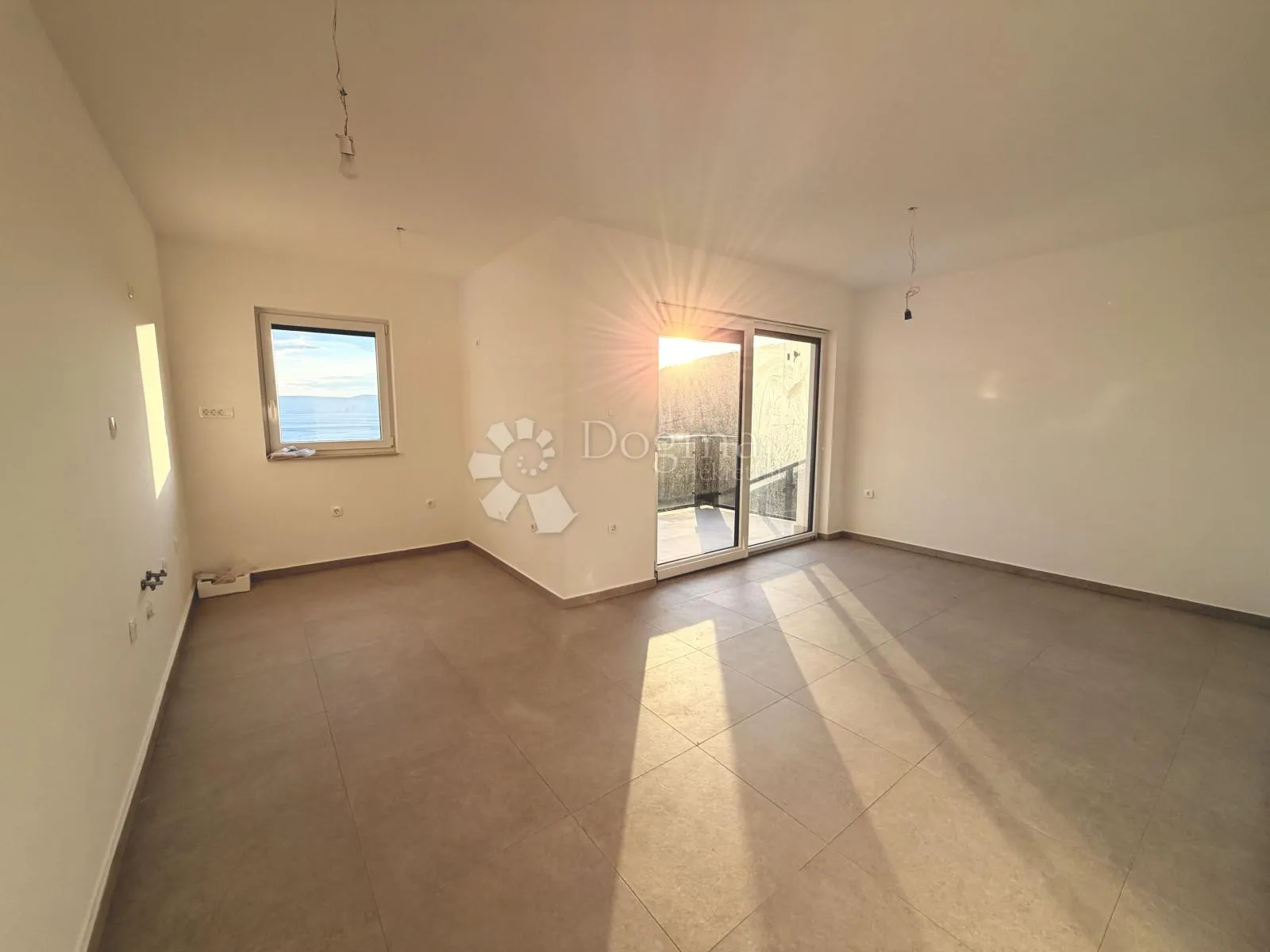 novogradnja 60m2 sa pogledom na more - slika 2