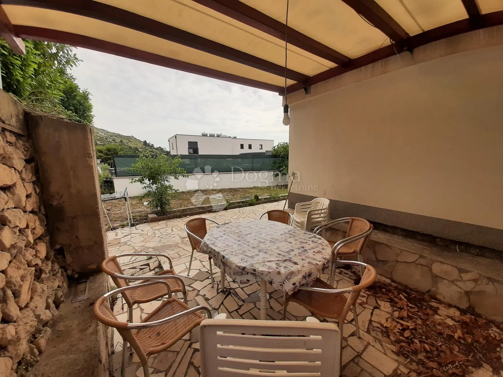 kuća 142m2 sa 2 apartmana, 100m od mora - sunčana rogoznica - slika 25