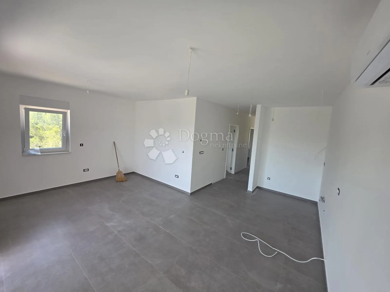 vodice - predivni stan u novogradnji , top cijena - slika 15