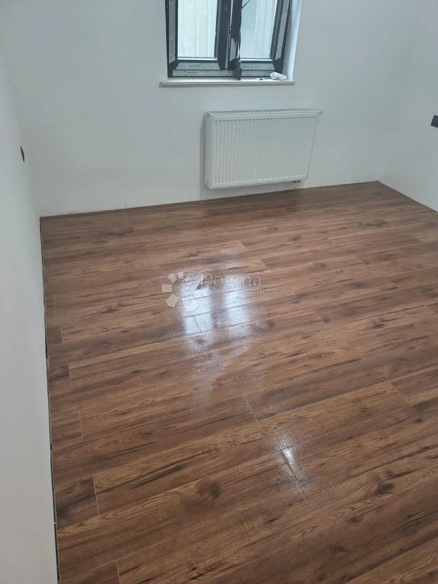 mikulići – stan 75 m² s terasom i izlazom u vrt - slika 10