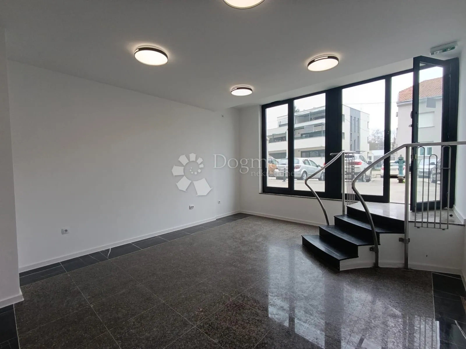knežija- 40m2 prostor za najam - slika 7