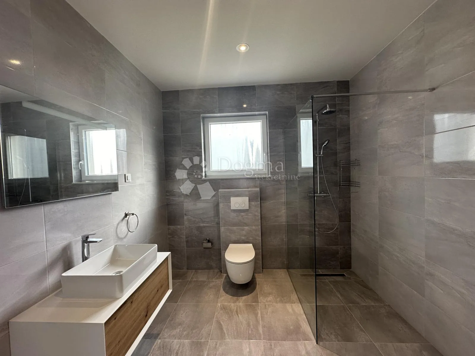 apartman crikvenica 80m2 sa pogledom na more - slika 17
