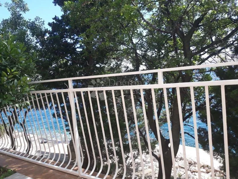 kuća na samom moru barić draga - slika 15