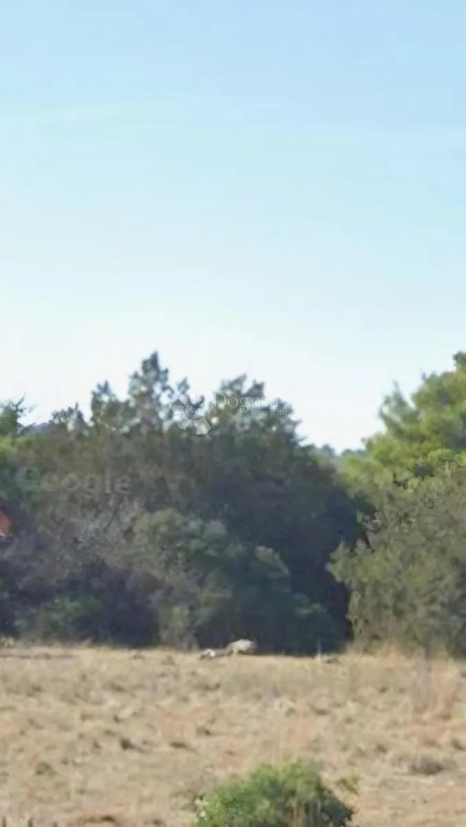 građevinsko zemljište, mirca, brač - slika 9