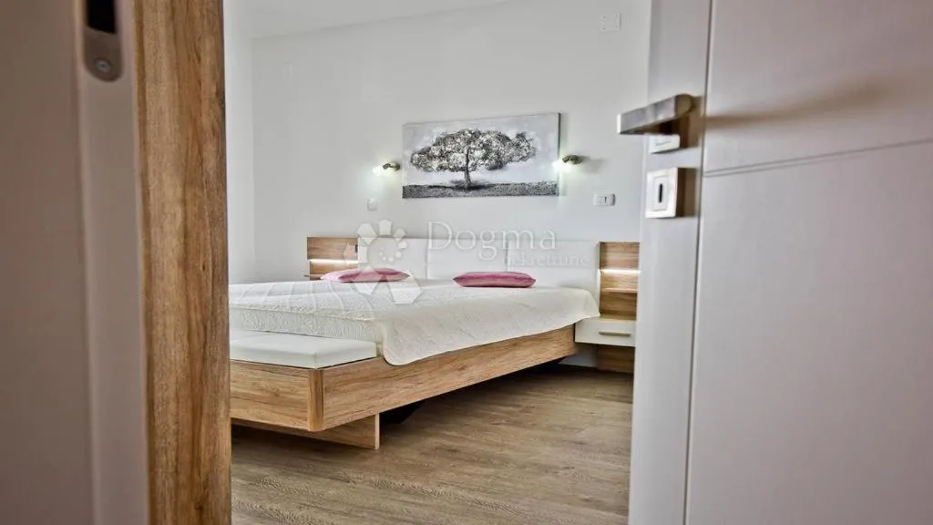 ekskluzivna villa s pogledom na more - slika 20