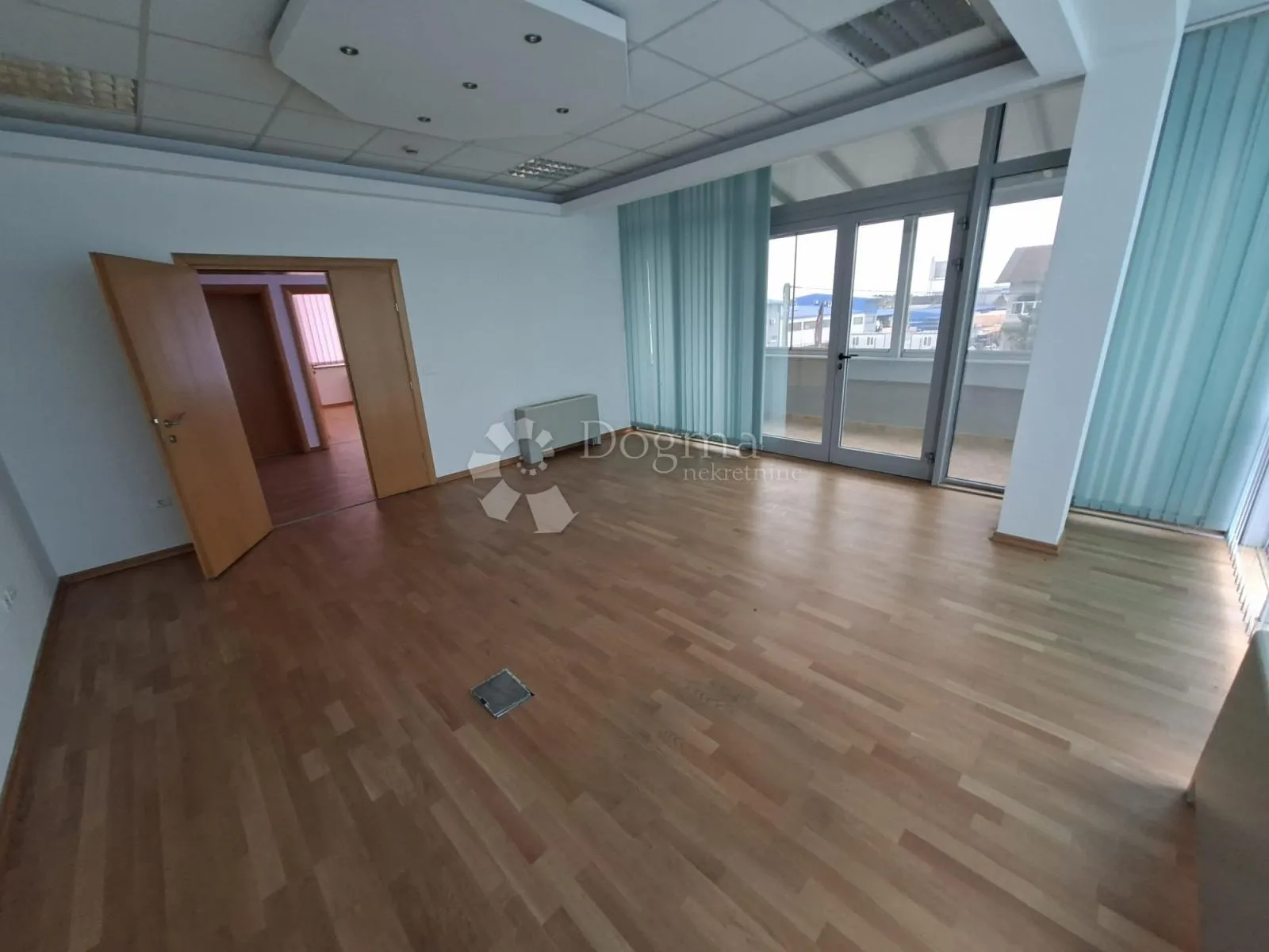 poslovni prostor lučko - slika 16