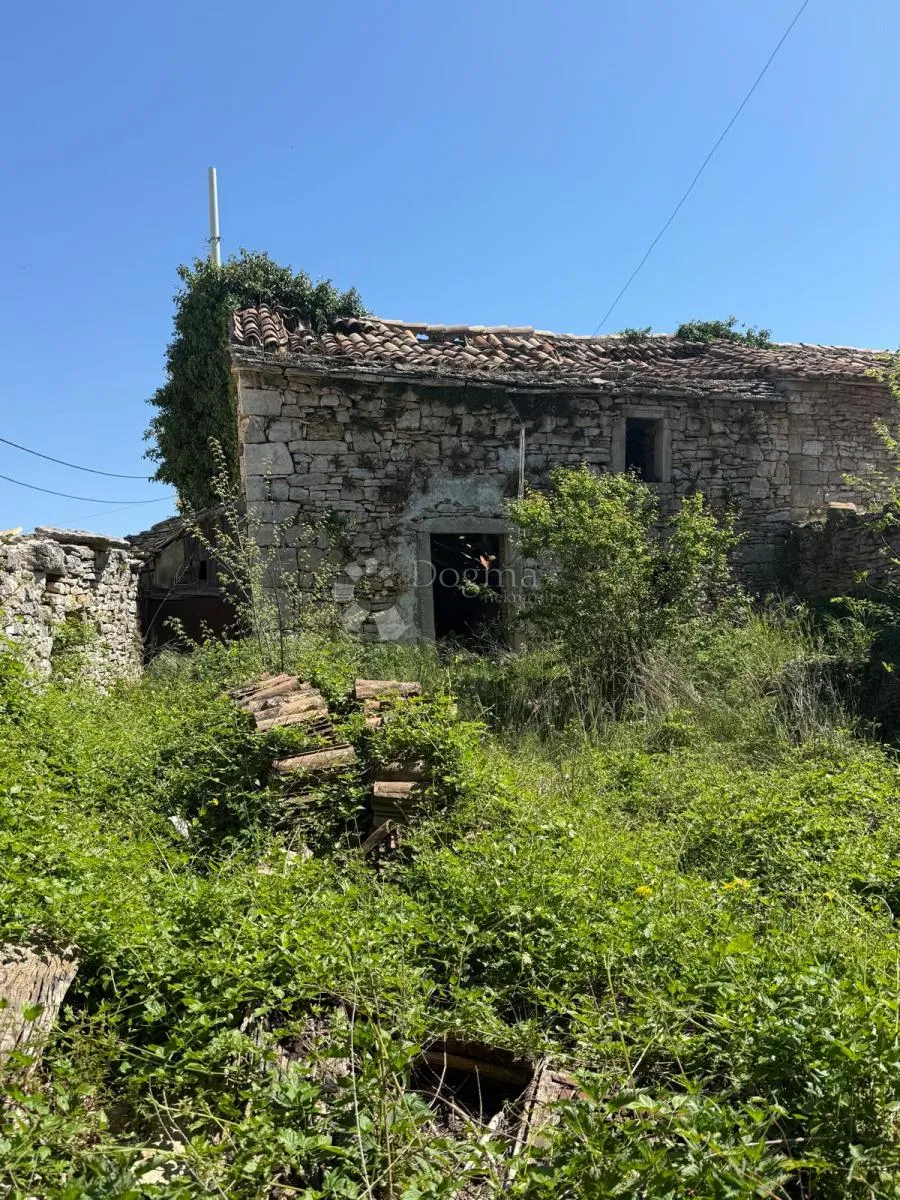 dvije kuće, baladur i stara hiža - slika 38
