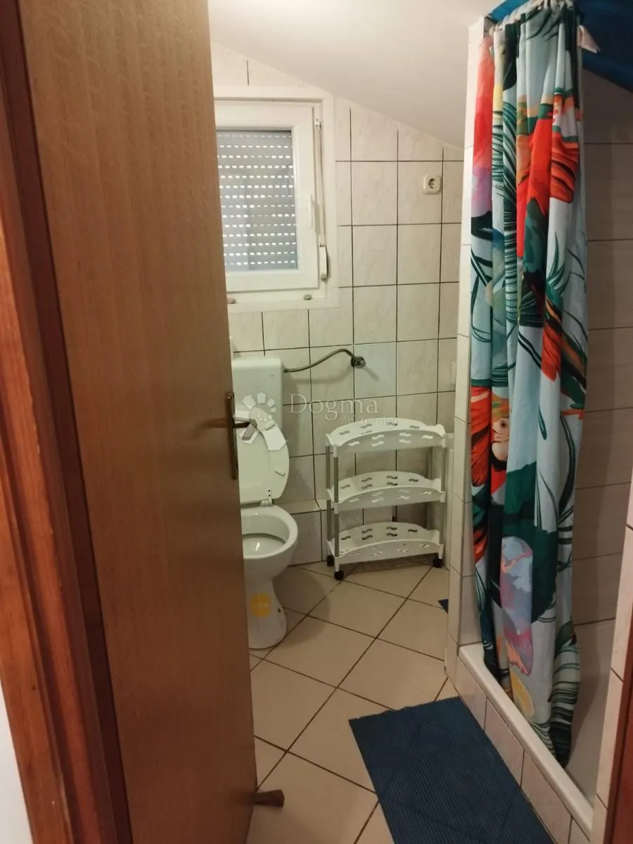 studio apartman 50 m od mora top lokacija - slika 12