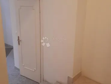 poslovni prostor u centru grada - slika 6