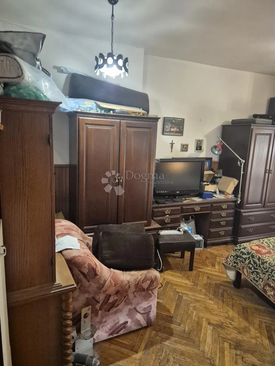 stan: lovret 58m2 sa 30m2 terase - slika 7